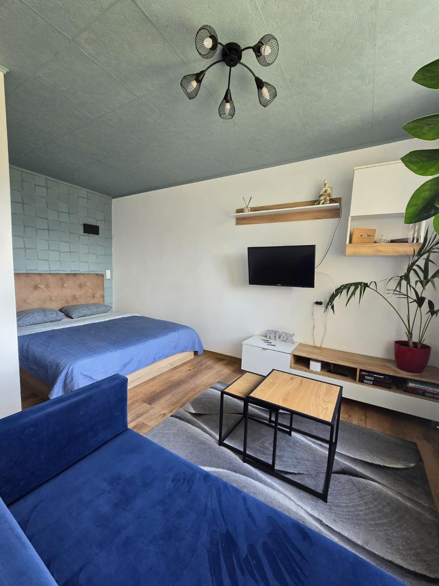 R&J Apartment II Паневежис Екстер'єр фото